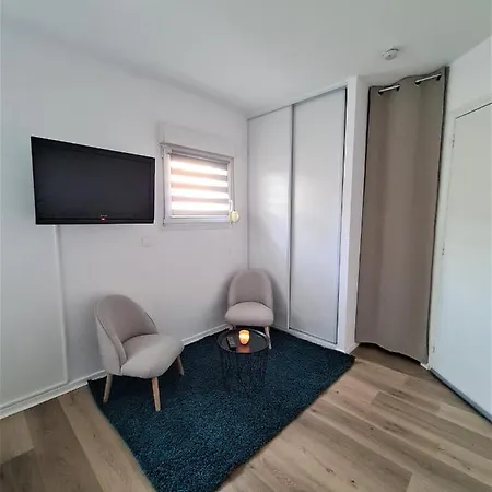 Confort Calme Centre De Boulevard De La Paix Apartment
